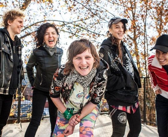 Fotografía deKumbia Queers sonriendo